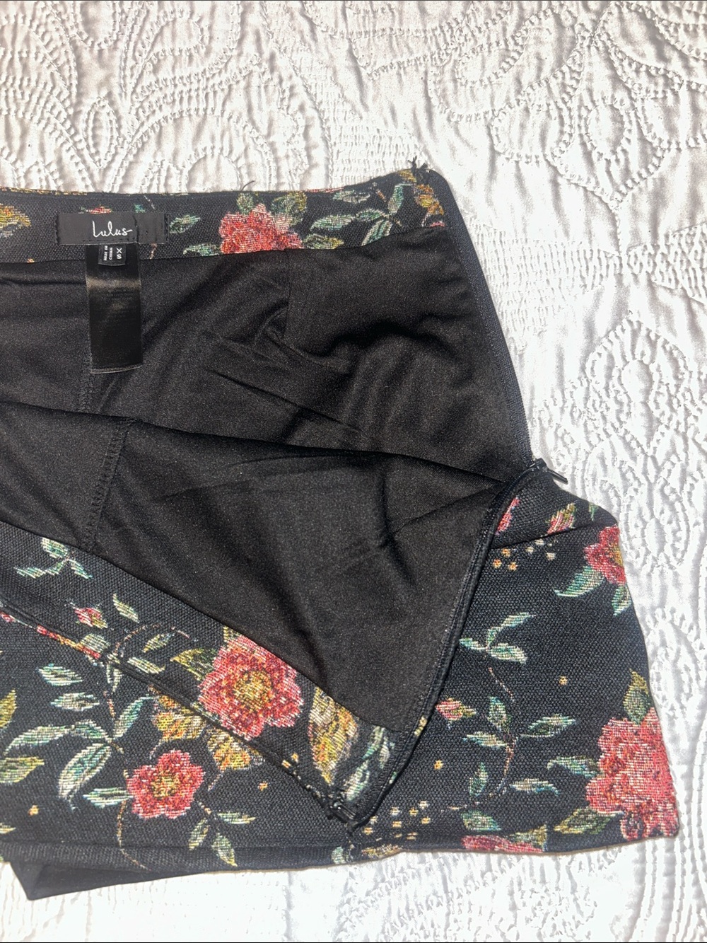 Lulu's Black Floral & Butterfly Skort - Picture 3 of 4